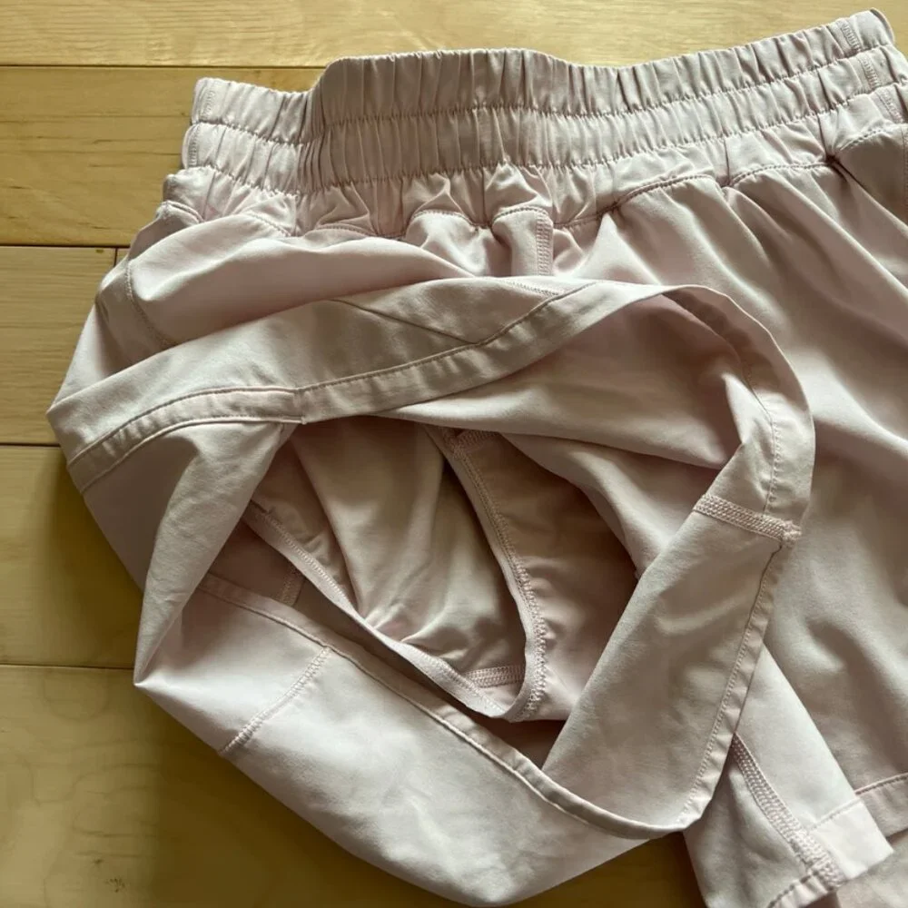 Lululemon women’s track that mid rise lined shorts 5”